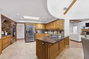 1516 Glastonbury Dr, Plano, TX 75075 - Photo 15