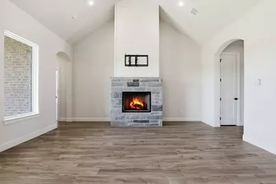 117 Eagle Court, Glen Rose, TX 76077 - Photo 11