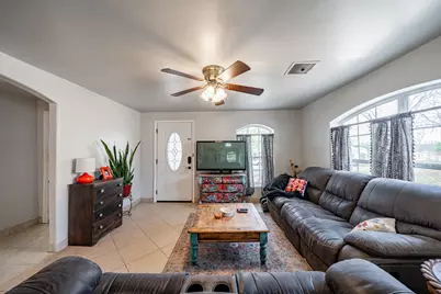1004 N 7th Street, Ballinger, TX 76821 - Photo 7