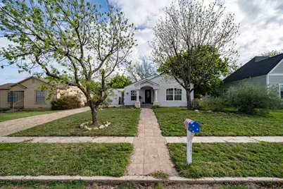 1004 N 7th Street, Ballinger, TX 76821 - Photo 3