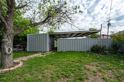 1004 N 7th Street, Ballinger, TX 76821 - Photo 31