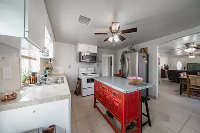 1004 N 7th Street, Ballinger, TX 76821 - Photo 25