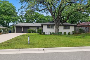 6425 Brentwood Dr, Fort Worth, TX 76112 - Photo 11