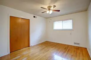 213 Sheri Ln, Hurst, TX 76053 - Photo 15