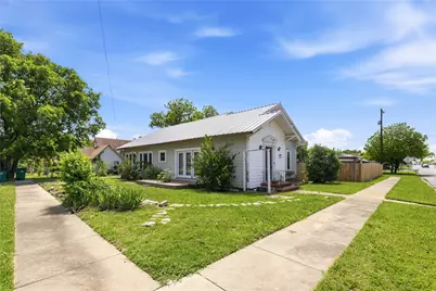 701 4th Street, Goldthwaite, TX 76844 - Photo 27