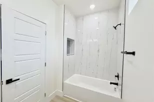 2606 Hooper St, Dallas, TX 75215 - Photo 17