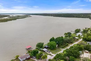 5821 Parkside Ct, Granbury, TX 76048 - Photo 31