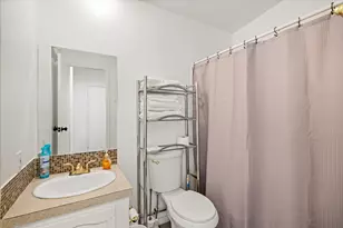 5821 Parkside Ct, Granbury, TX 76048 - Photo 17