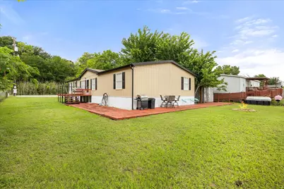 5821 Parkside Court, Granbury, TX 76048 - Photo 33