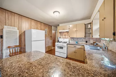 909 S Carlton Street, Ennis, TX 75119 - Photo 11