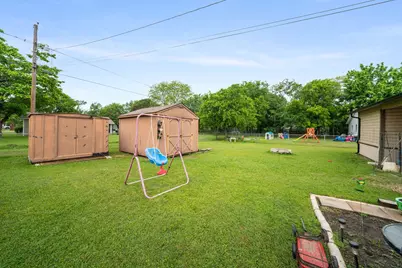 909 S Carlton Street, Ennis, TX 75119 - Photo 25
