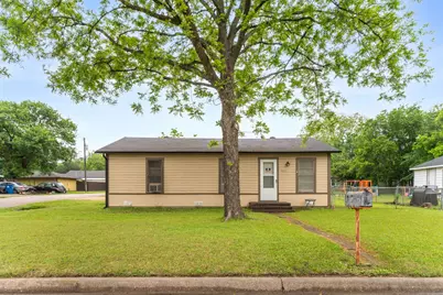 909 S Carlton Street, Ennis, TX 75119 - Photo 3