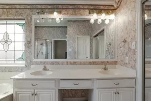 4734 Village Oak Dr, Arlington, TX 76017 - Photo 21
