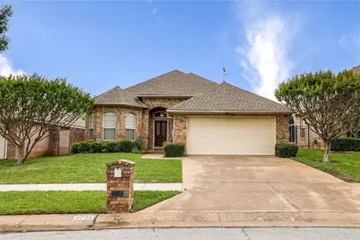 4734 Village Oak Drive, Arlington, TX 76017 - Photo 1