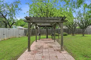 3167 Gerome St, Richland Hills, TX 76118 - Photo 39