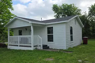 1624 Cedar St, Bonham, TX 75418 - Photo 1