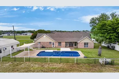 626 E Eubank Street, Mabank, TX 75147 - Photo 25