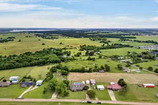 626 E Eubank St, Mabank, TX 75147 - Photo 29