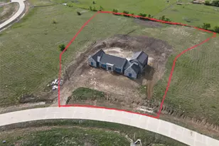 920 Waters Edge, Sanger, TX 76266 - Photo 5