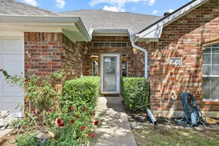210 Bryant St, Pottsboro, TX 75076 - Photo 3