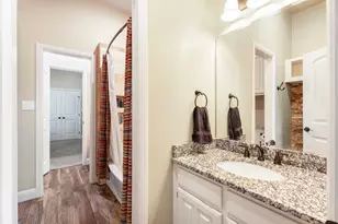 10008 Flight Plan Dr, Granbury, TX 76049 - Photo 17