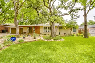 3628 Manderly Pl, Fort Worth, TX 76109 - Photo 9