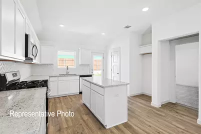 818 Whitmore Drive, Princeton, TX 75071 - Photo 3