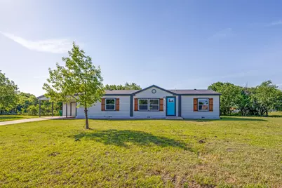 520 Stetson, Southmayd, TX 76273 - Photo 1