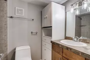 4616 W Lovers Ln, Dallas, TX 75209 - Photo 9
