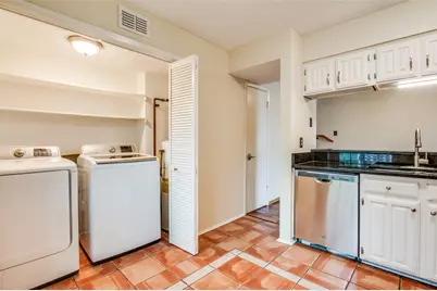 7640 W Greenway Boulevard #5K, Dallas, TX 75209 - Photo 13