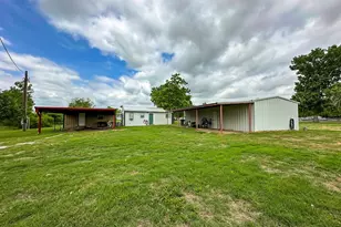 1141 Airport Rd, Possum Kingdom Lake, TX 76449 - Photo 5