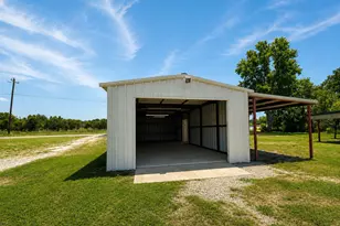 1141 Airport Rd, Possum Kingdom Lake, TX 76449 - Photo 17