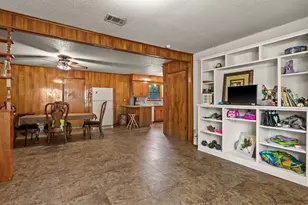 309 Henderson St, Mt Pleasant, TX 75455 - Photo 5