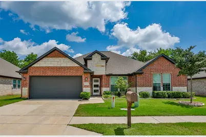 1134 Vintage Avenue, Gainesville, TX 76240 - Photo 1