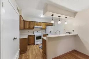 1729 Jenkins Ln, Glenn Heights, TX 75154 - Photo 11