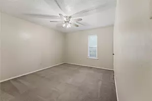 1729 Jenkins Ln, Glenn Heights, TX 75154 - Photo 15