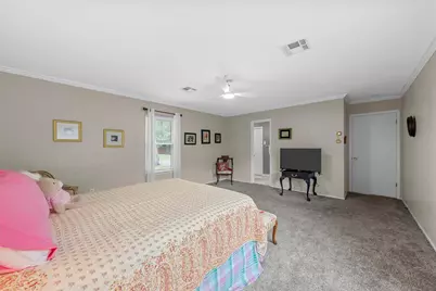 9920 Sandalwood Drive, Woodway, TX 76712 - Photo 15