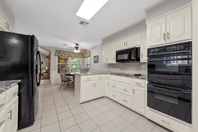 9920 Sandalwood Drive, Woodway, TX 76712 - Photo 9
