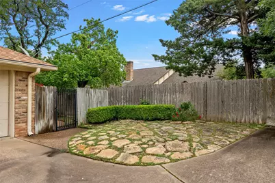 9920 Sandalwood Drive, Woodway, TX 76712 - Photo 35