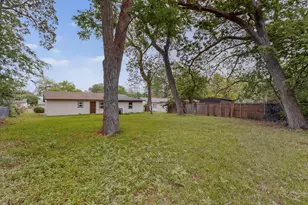 6323 Harmony Ln, Dallas, TX 75241 - Photo 19