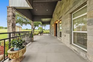 945 Jennings Ln, Azle, TX 76020 - Photo 37