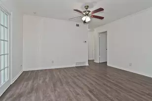 3433 Moon Dr, Mesquite, TX 75150 - Photo 9