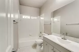 9705 Hedge Bell Dr, McKinney, TX 75072 - Photo 5