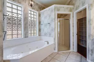 9520 Nutcracker Ct, Granbury, TX 76049 - Photo 23