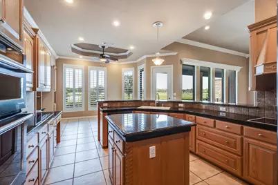 9520 Nutcracker Court, Granbury, TX 76049 - Photo 17