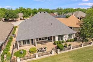9520 Nutcracker Ct, Granbury, TX 76049 - Photo 33