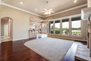 9520 Nutcracker Ct, Granbury, TX 76049 - Photo 9