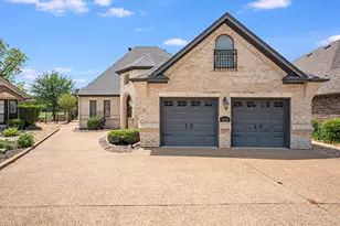 9520 Nutcracker Ct, Granbury, TX 76049 - Photo 3