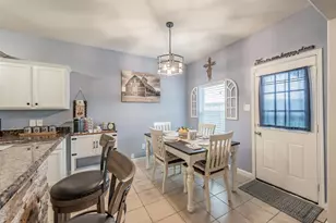 508 Drift St, Crowley, TX 76036 - Photo 15