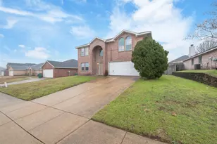 1092 Winding Creek, Cedar Hill, TX 75104 - Photo 3
